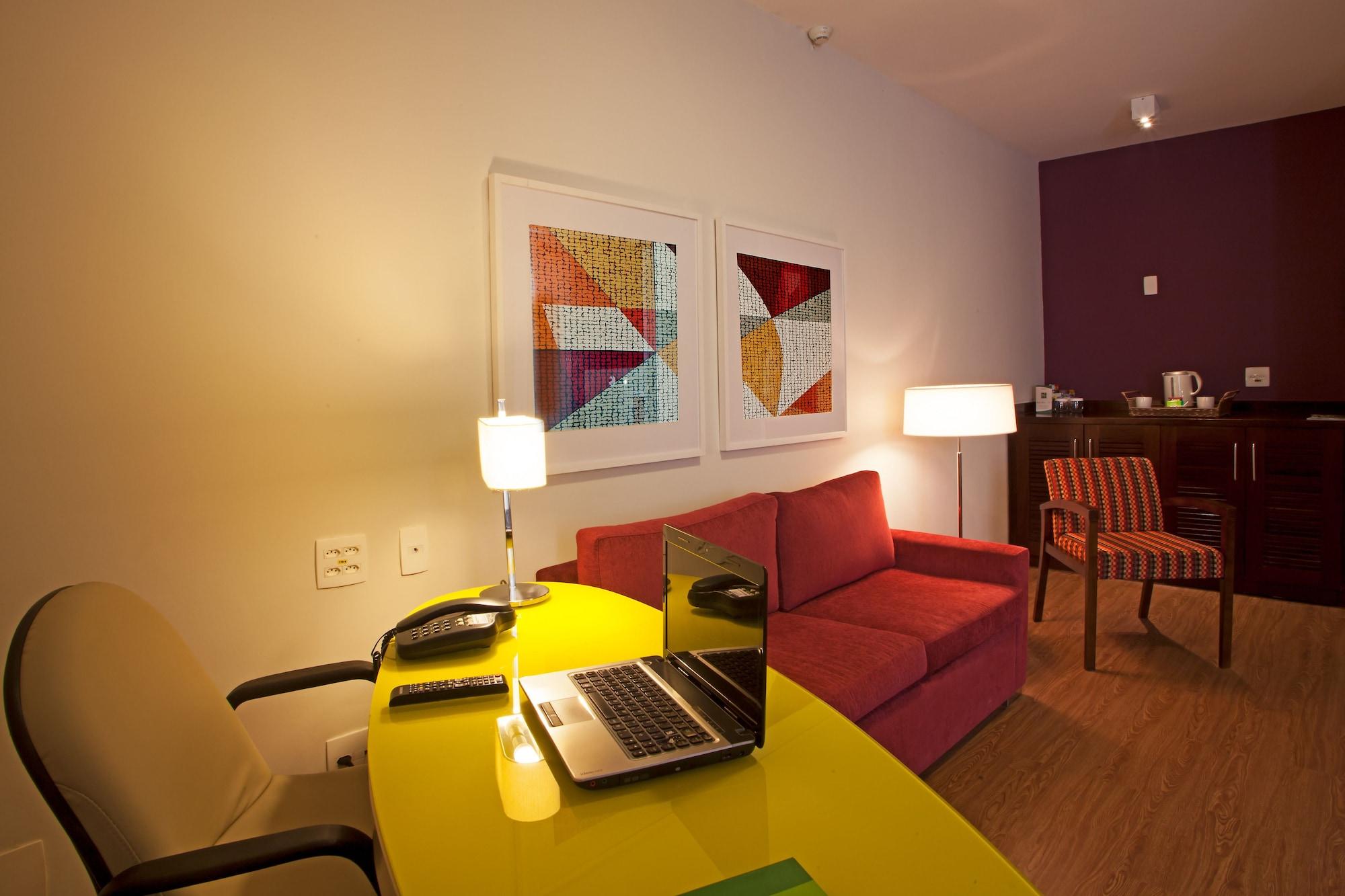 Quality Suites Alphaville Barueri Eksteriør bilde